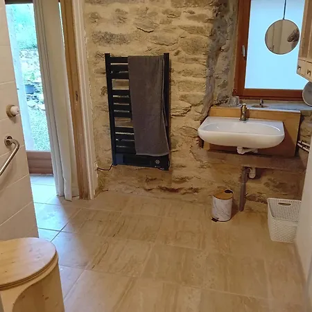 Le Gaffatou Πανσιόν